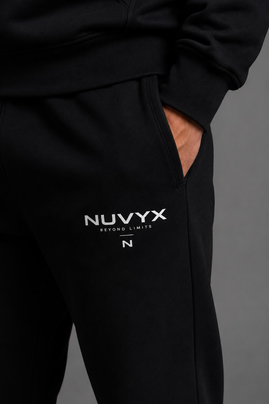 Nuvyx Signature Tracksuit - Black