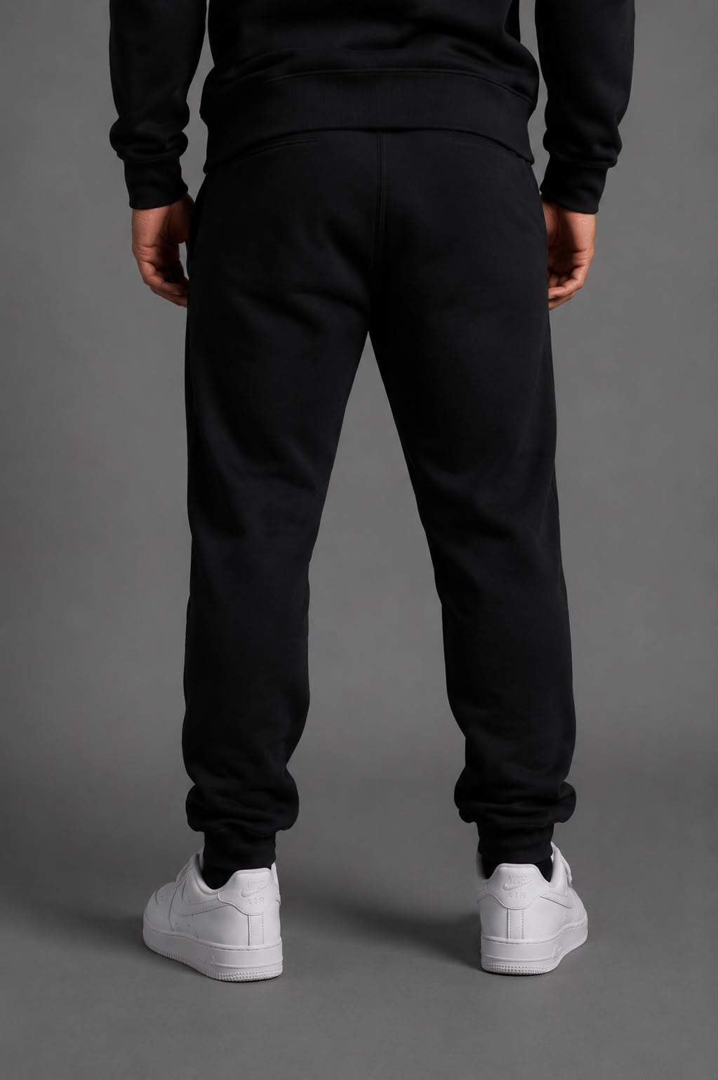 Nuvyx Signature Tracksuit - Black